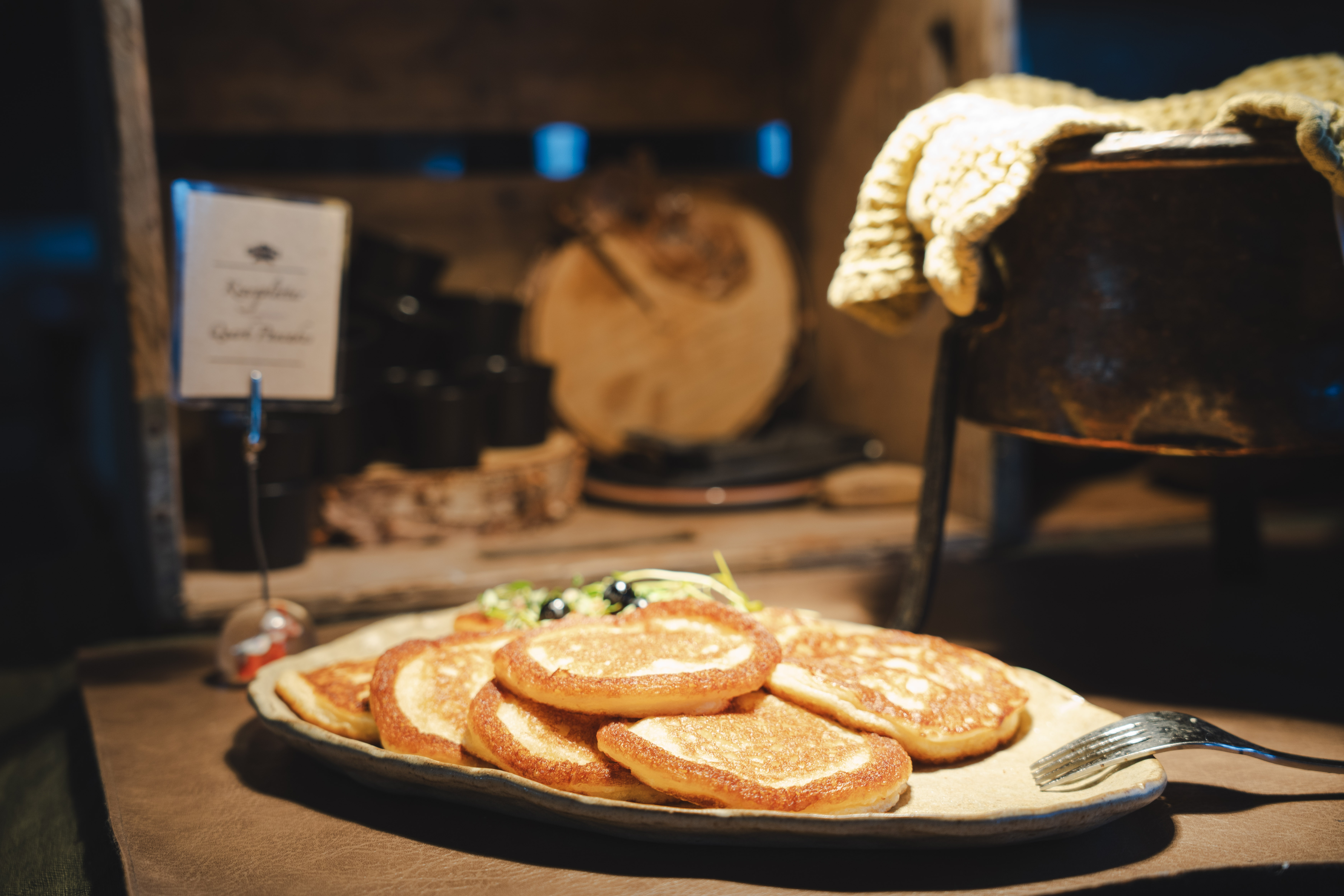 Kvargpannkakor på Kungshagas frukostbuffé